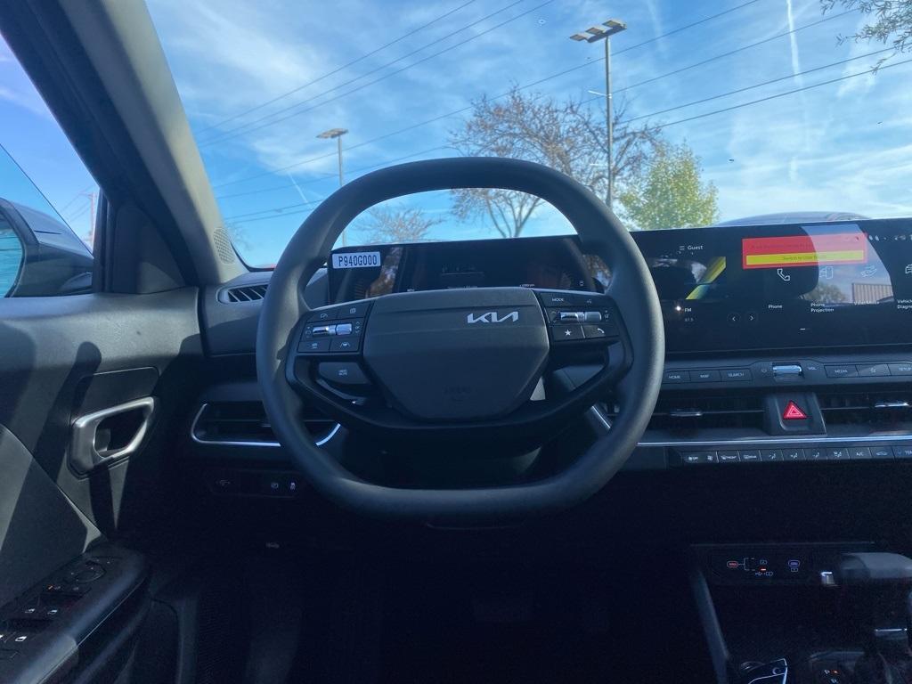 new 2025 Kia K4 car, priced at $24,185