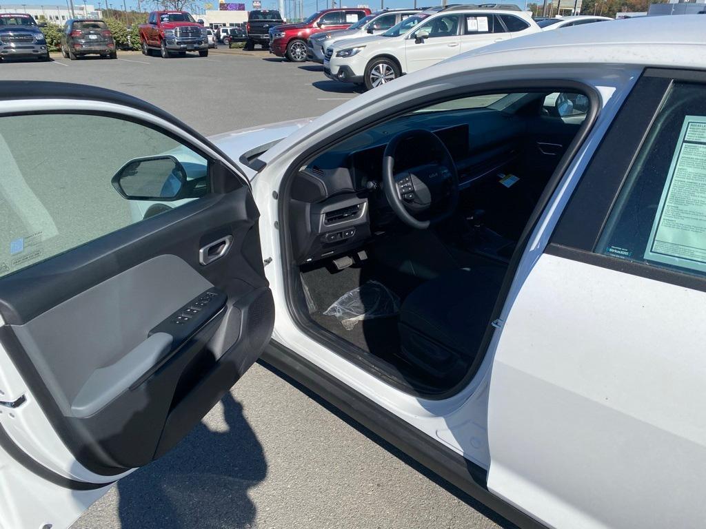 new 2025 Kia K4 car, priced at $24,580