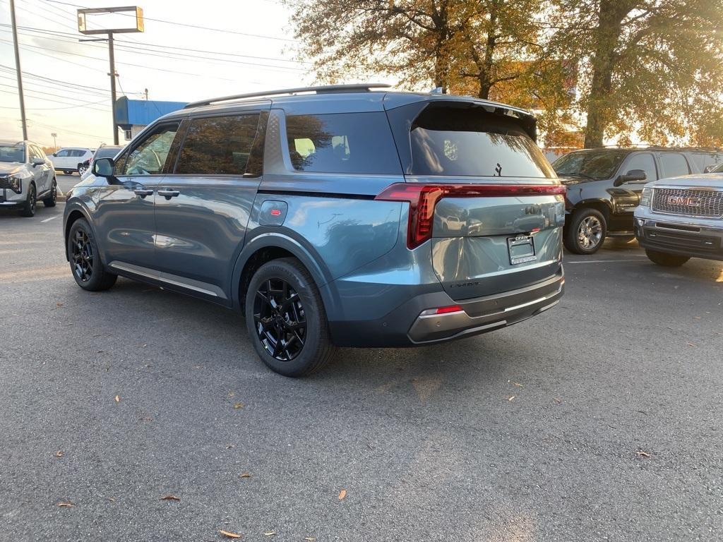 new 2026 Kia Carnival Hybrid car, priced at $55,365