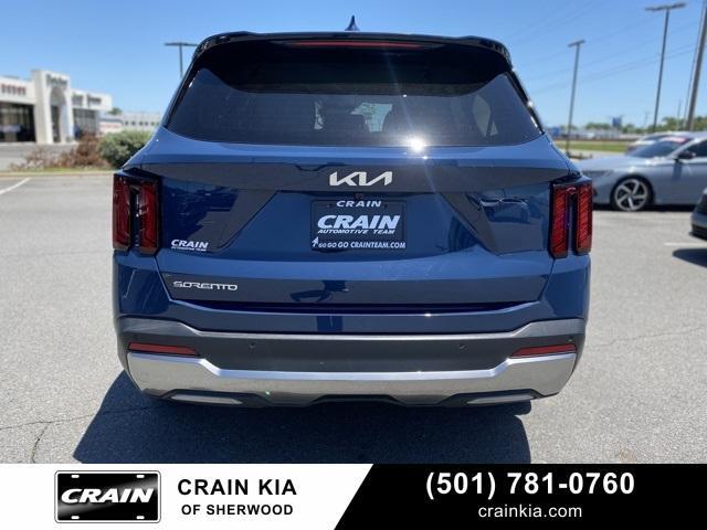 used 2025 Kia Sorento car, priced at $32,400