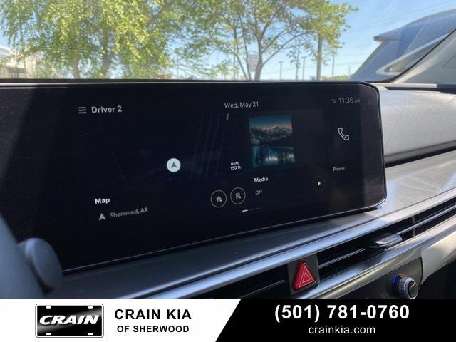 used 2025 Kia Sorento car, priced at $32,400