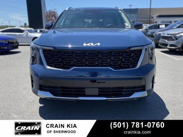 used 2025 Kia Sorento car, priced at $32,400
