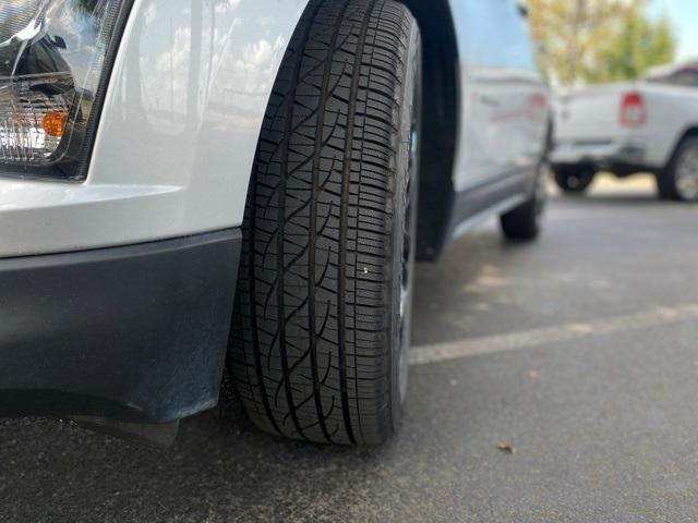 used 2021 Chevrolet Equinox car, priced at $17,999