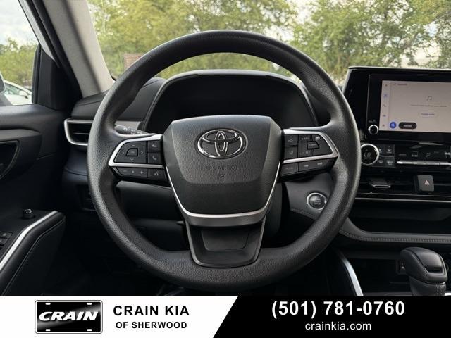 used 2023 Toyota Highlander car, priced at $35,450