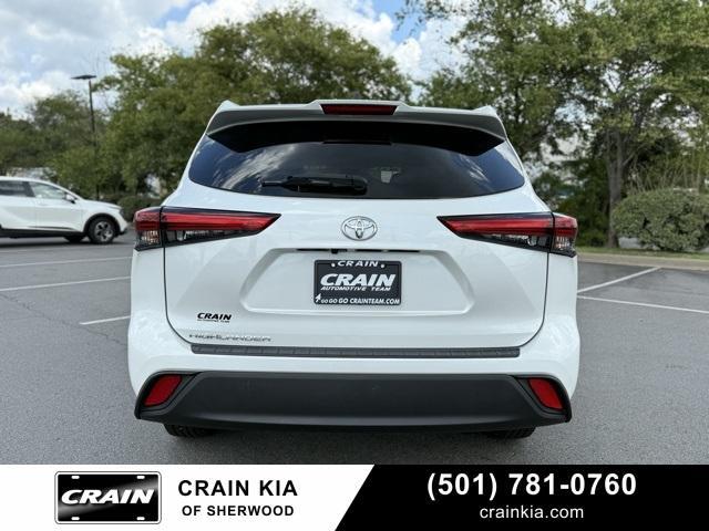 used 2023 Toyota Highlander car, priced at $35,450