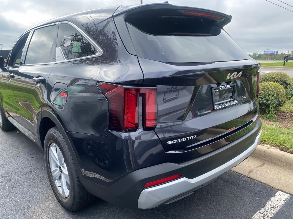 new 2026 Kia Sorento car, priced at $33,870