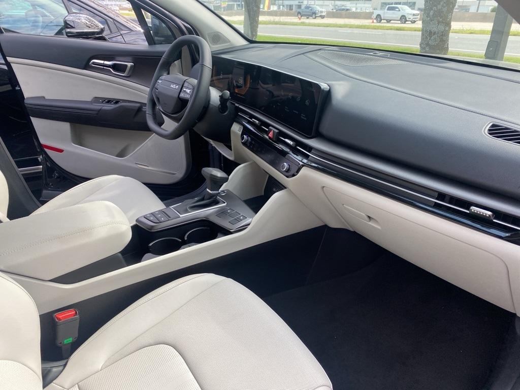 new 2026 Kia Sportage car, priced at $34,035