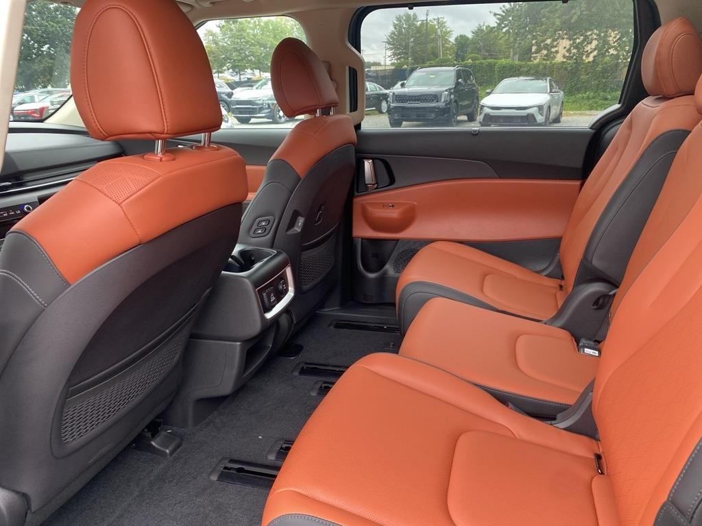 new 2026 Kia Carnival car, priced at $48,085