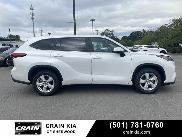 used 2023 Toyota Highlander car, priced at $33,983