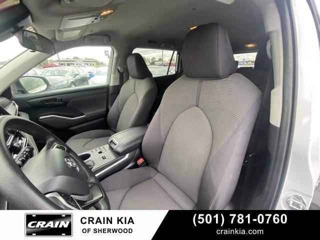 used 2023 Toyota Highlander car, priced at $33,983