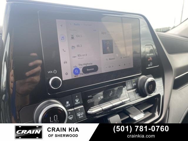 used 2023 Toyota Highlander car, priced at $33,983