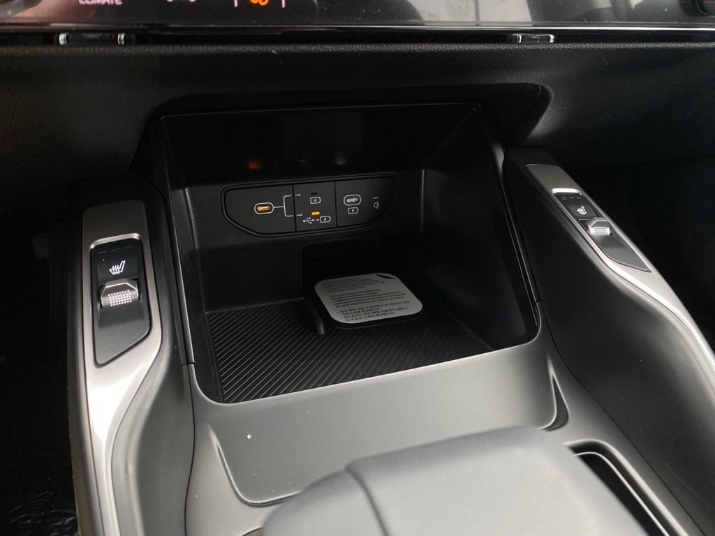 new 2026 Kia Sorento car, priced at $36,535