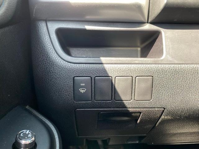 used 2015 Toyota Highlander car, priced at $12,550