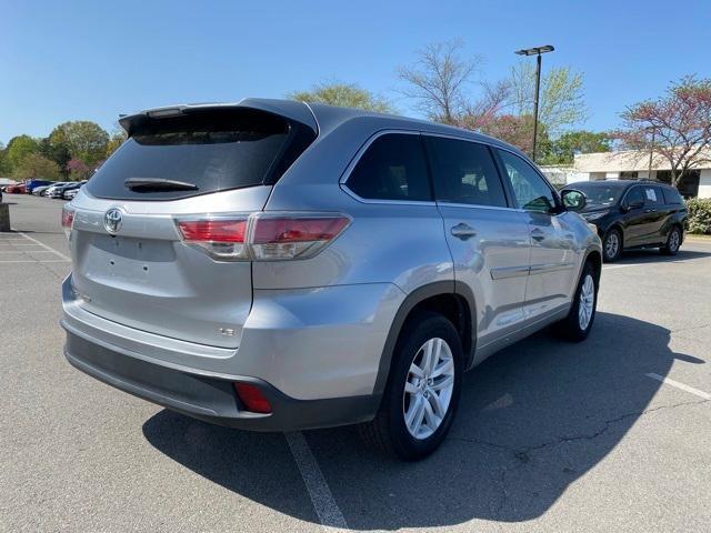 used 2015 Toyota Highlander car, priced at $12,550