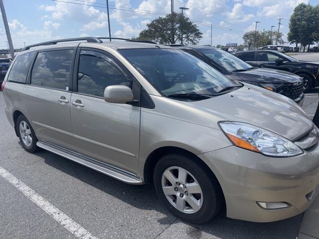 used 2006 Toyota Sienna car, priced at $4,756