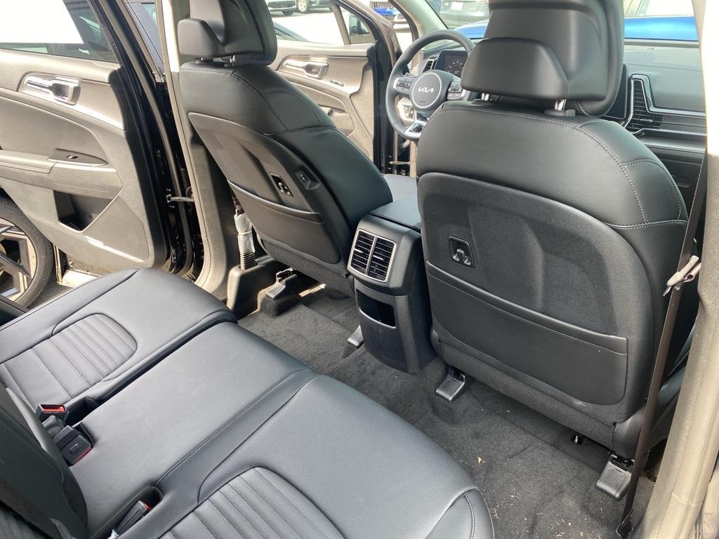 new 2025 Kia Sportage car, priced at $36,560