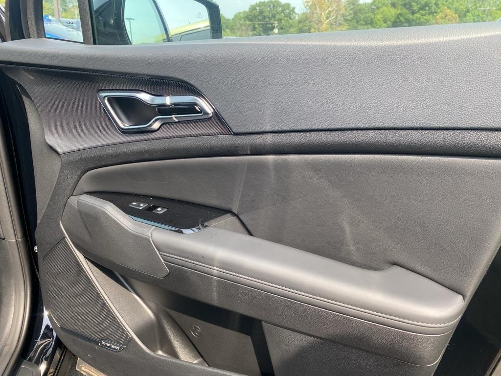 new 2025 Kia Sportage car, priced at $36,560