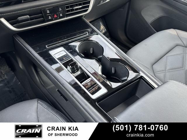 used 2024 Volkswagen Atlas car, priced at $30,300