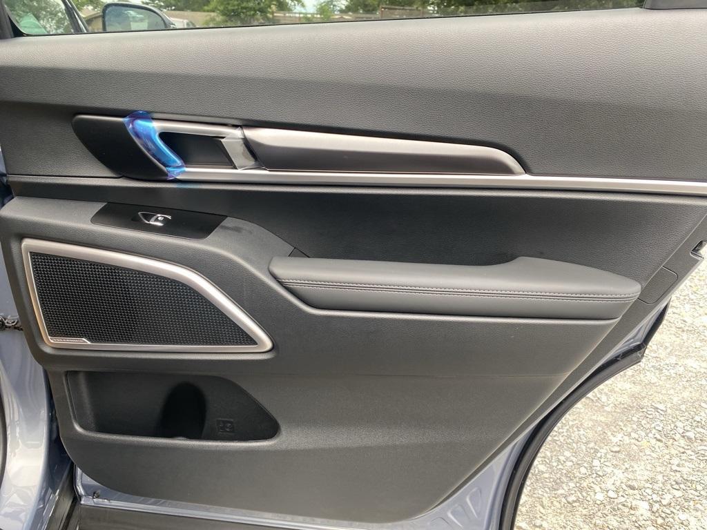 new 2025 Kia Telluride car, priced at $42,655