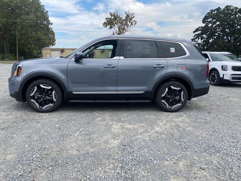 new 2025 Kia Telluride car, priced at $42,655