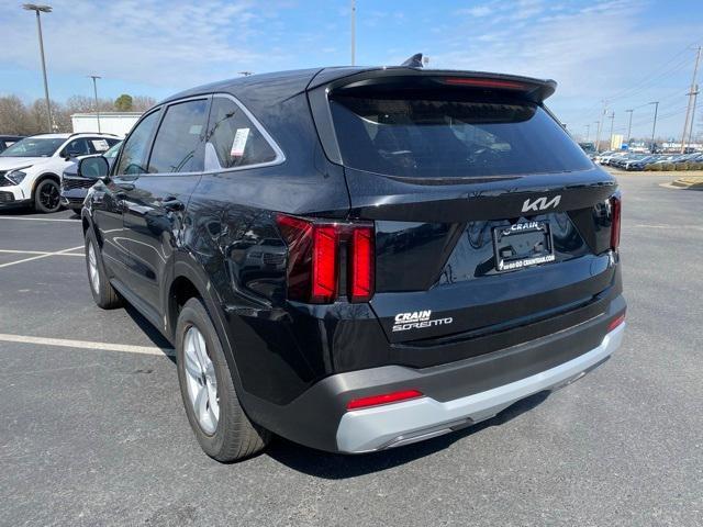 new 2025 Kia Sorento car, priced at $33,630
