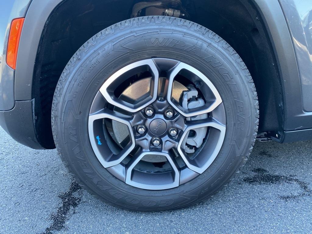 used 2022 Jeep Grand Cherokee 4xe car, priced at $28,259