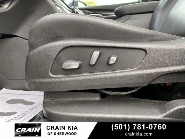 used 2021 Cadillac XT5 car, priced at $30,390