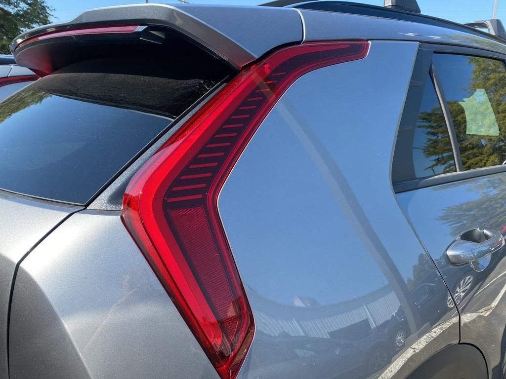 new 2025 Kia Niro car, priced at $32,880