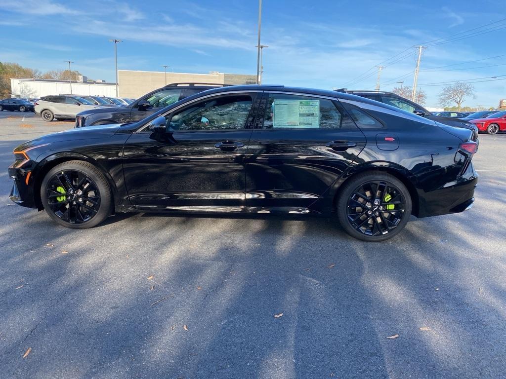 new 2026 Kia K5 car, priced at $39,085