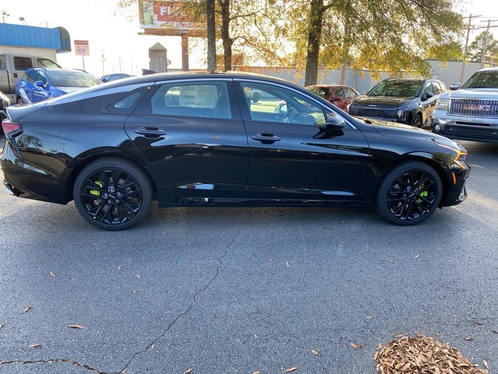 new 2026 Kia K5 car, priced at $39,085