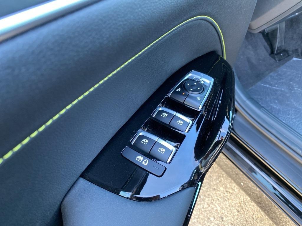 new 2026 Kia K5 car, priced at $39,085