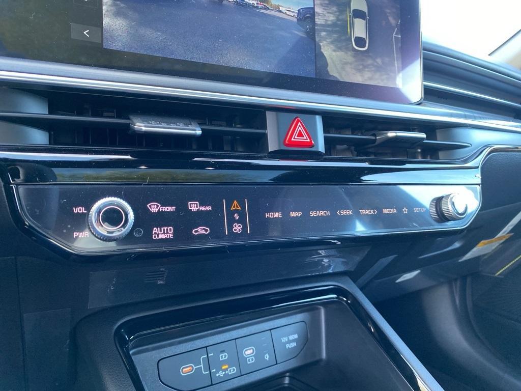 new 2026 Kia K5 car, priced at $39,085