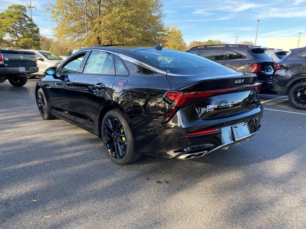 new 2026 Kia K5 car, priced at $39,085