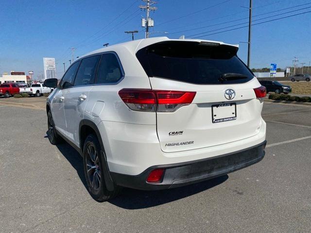 used 2019 Toyota Highlander car, priced at $27,899