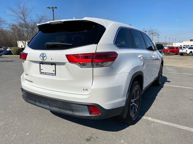 used 2019 Toyota Highlander car, priced at $27,899