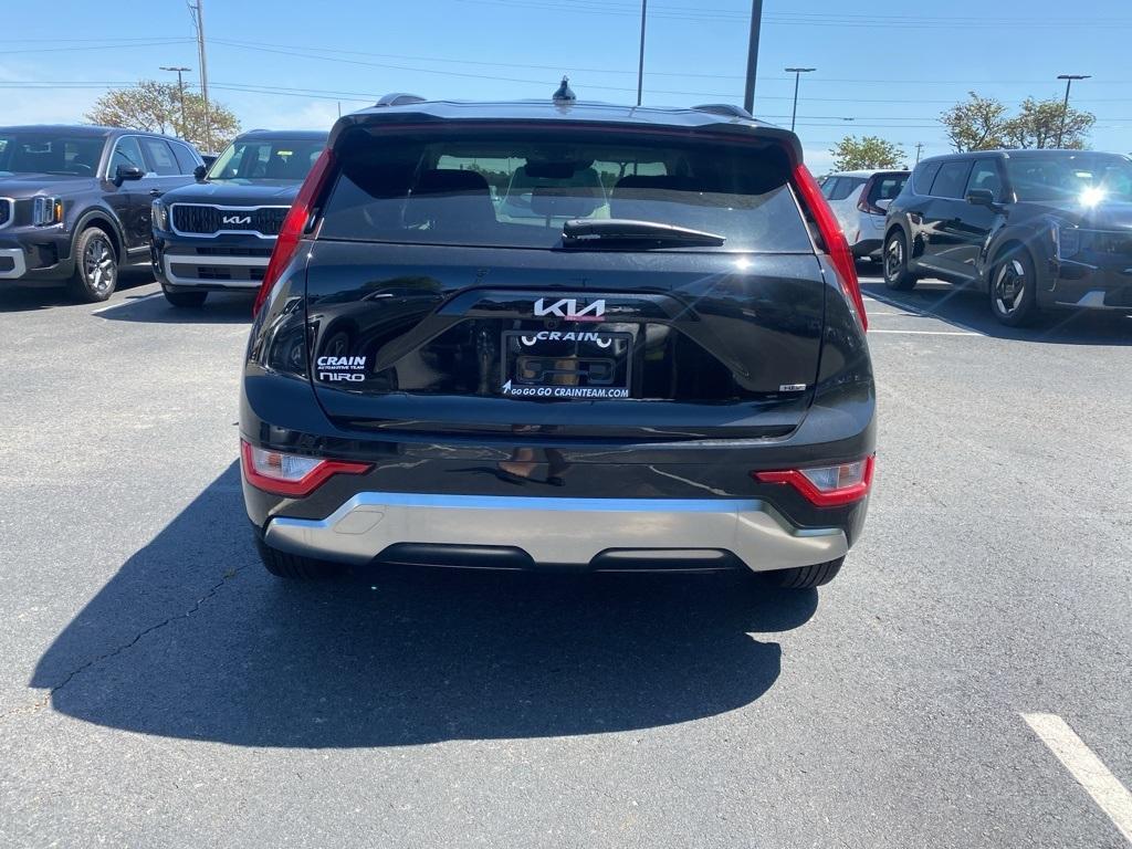 new 2025 Kia Niro car, priced at $34,935