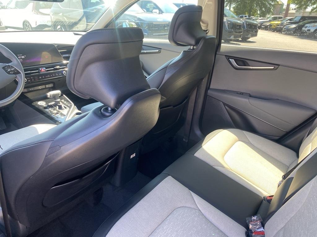 new 2025 Kia Niro car, priced at $34,935