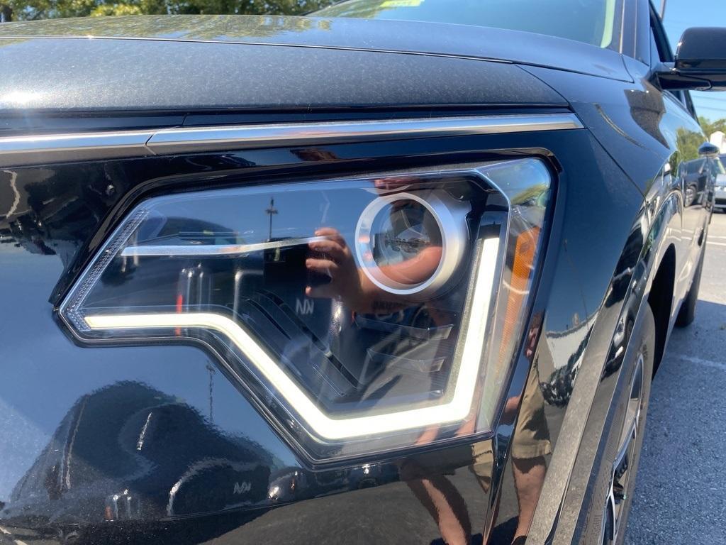 new 2025 Kia Niro car, priced at $34,935