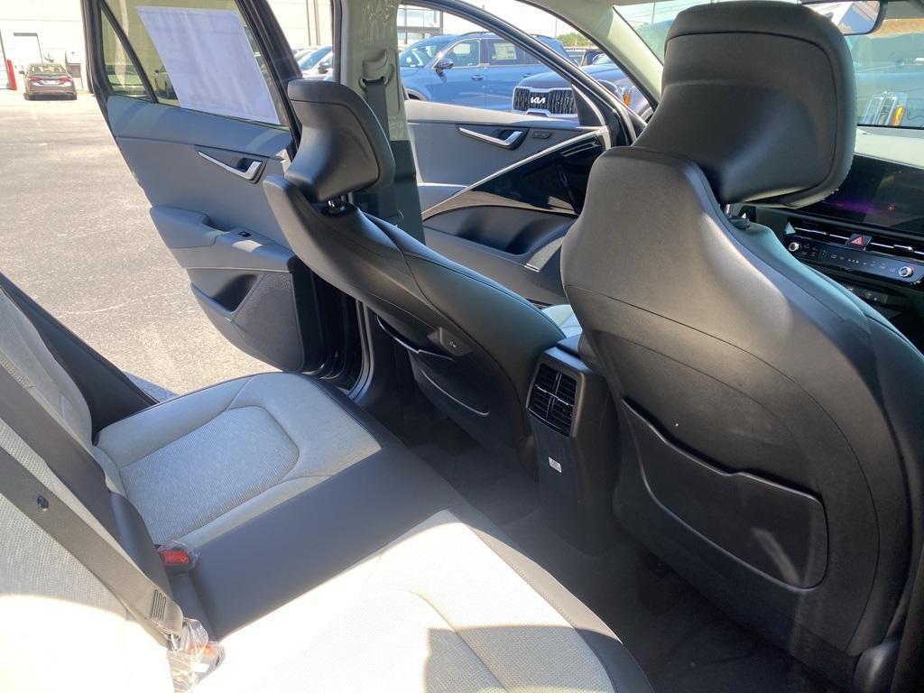 new 2025 Kia Niro car, priced at $34,935