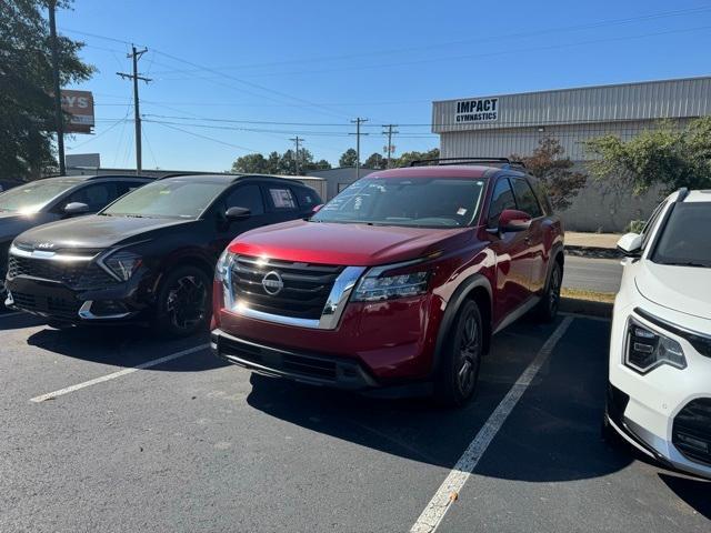 used 2022 Nissan Pathfinder car, priced at $29,614