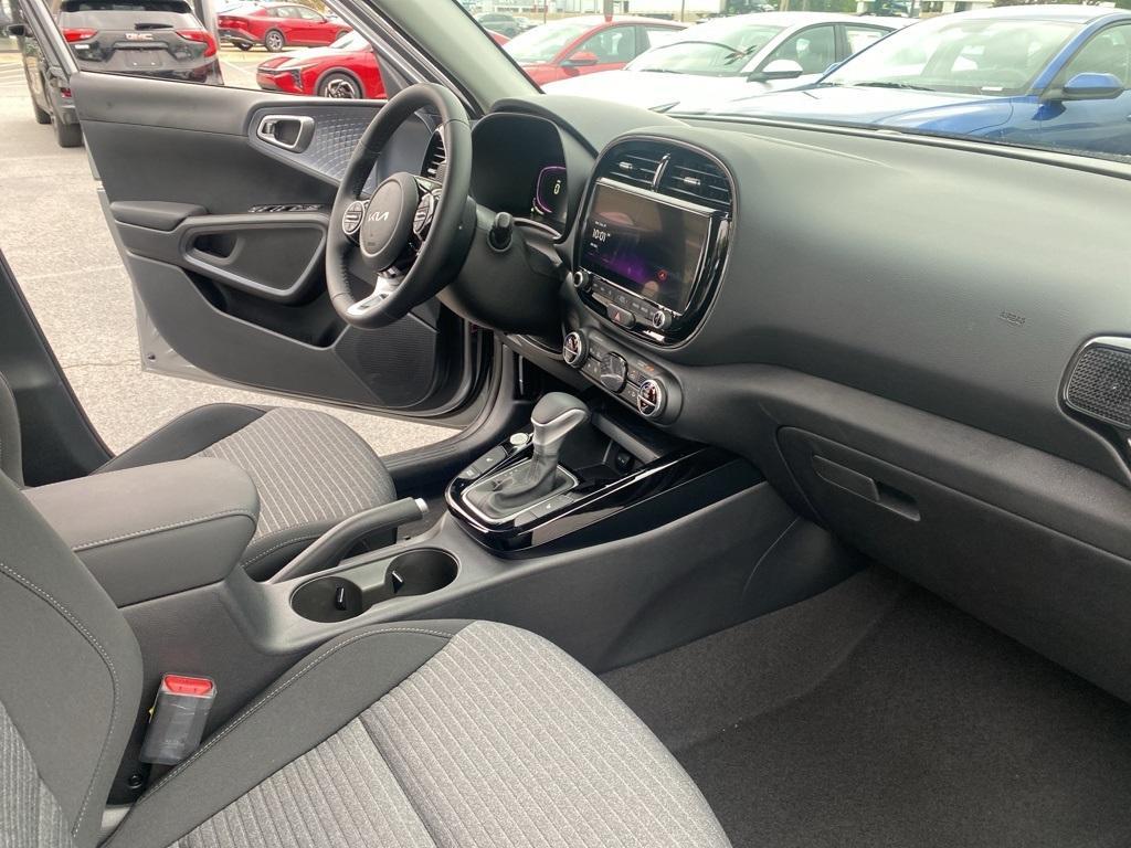 new 2025 Kia Soul car, priced at $26,185