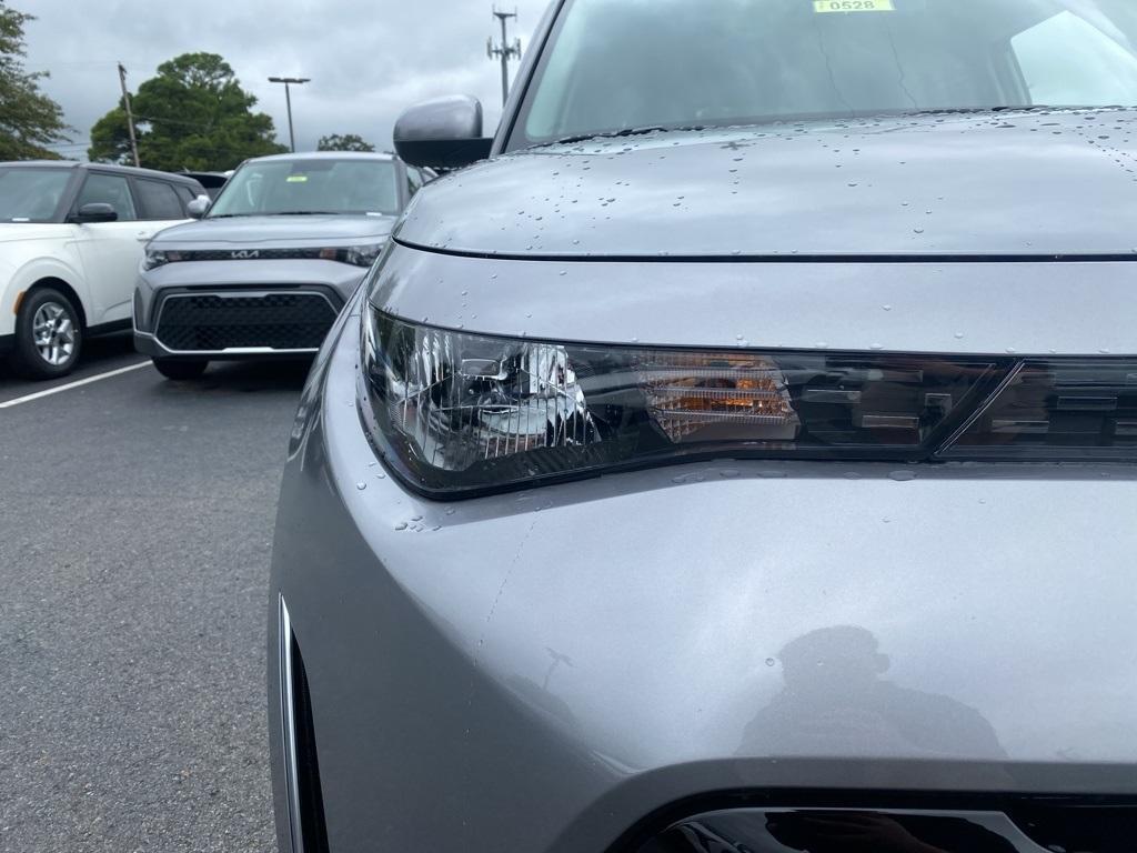 new 2025 Kia Soul car, priced at $26,185