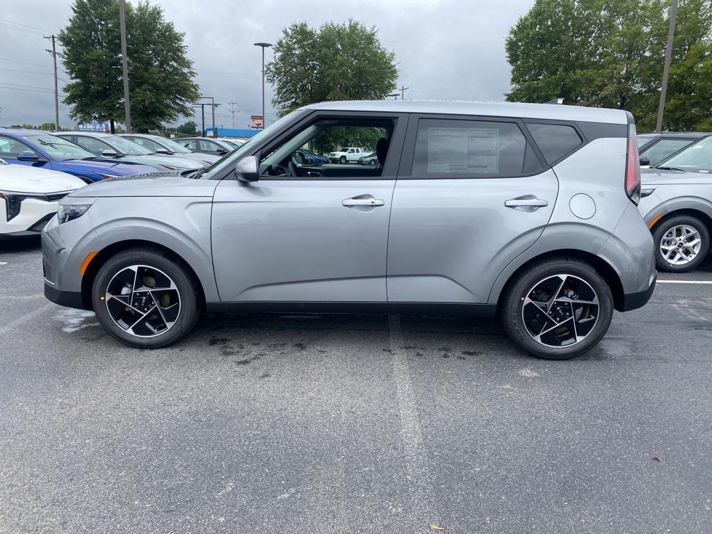 new 2025 Kia Soul car, priced at $26,185