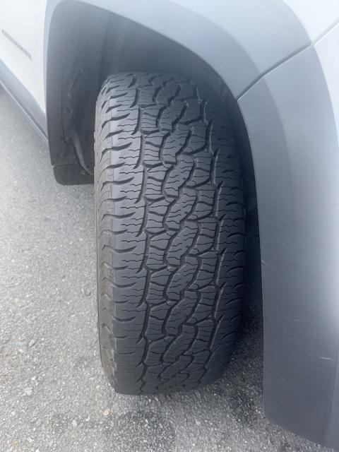 used 2017 Jeep Cherokee car