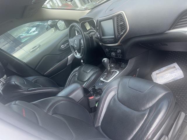 used 2017 Jeep Cherokee car