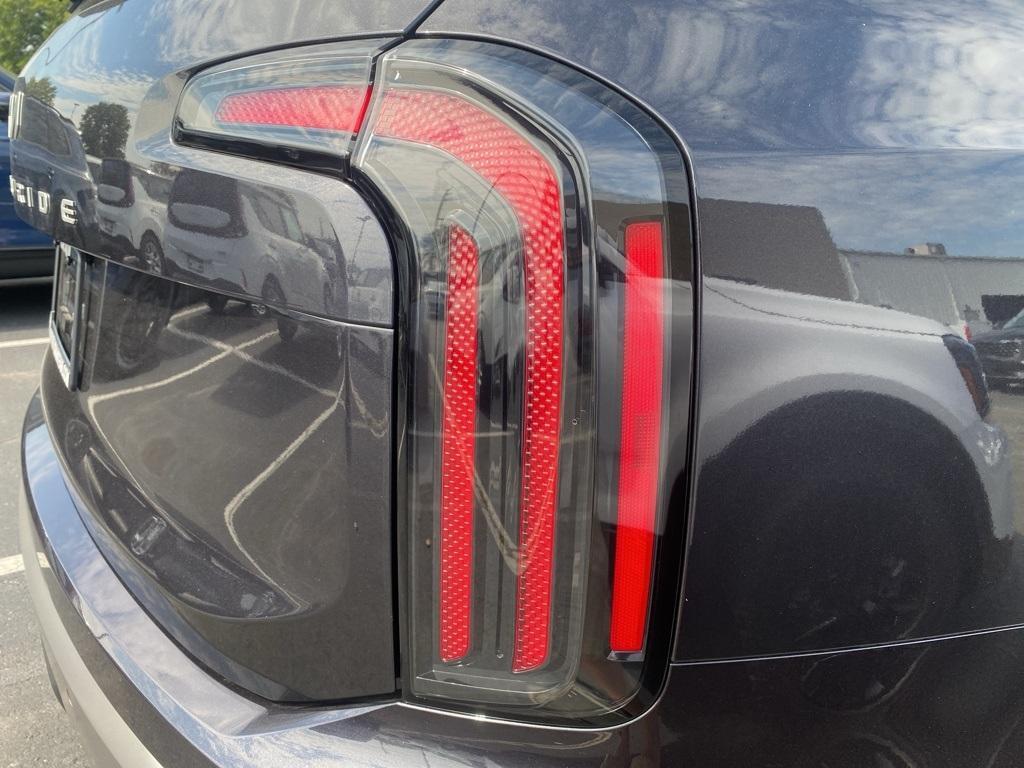 new 2025 Kia Telluride car, priced at $43,910