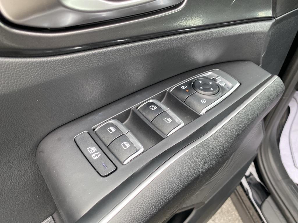 new 2025 Kia Sorento car, priced at $38,305