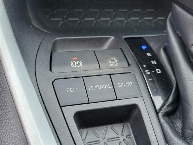 used 2020 Toyota RAV4 car, priced at $22,980
