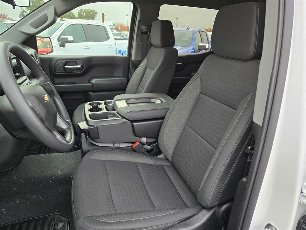 new 2026 Chevrolet Silverado 1500 car, priced at $41,040