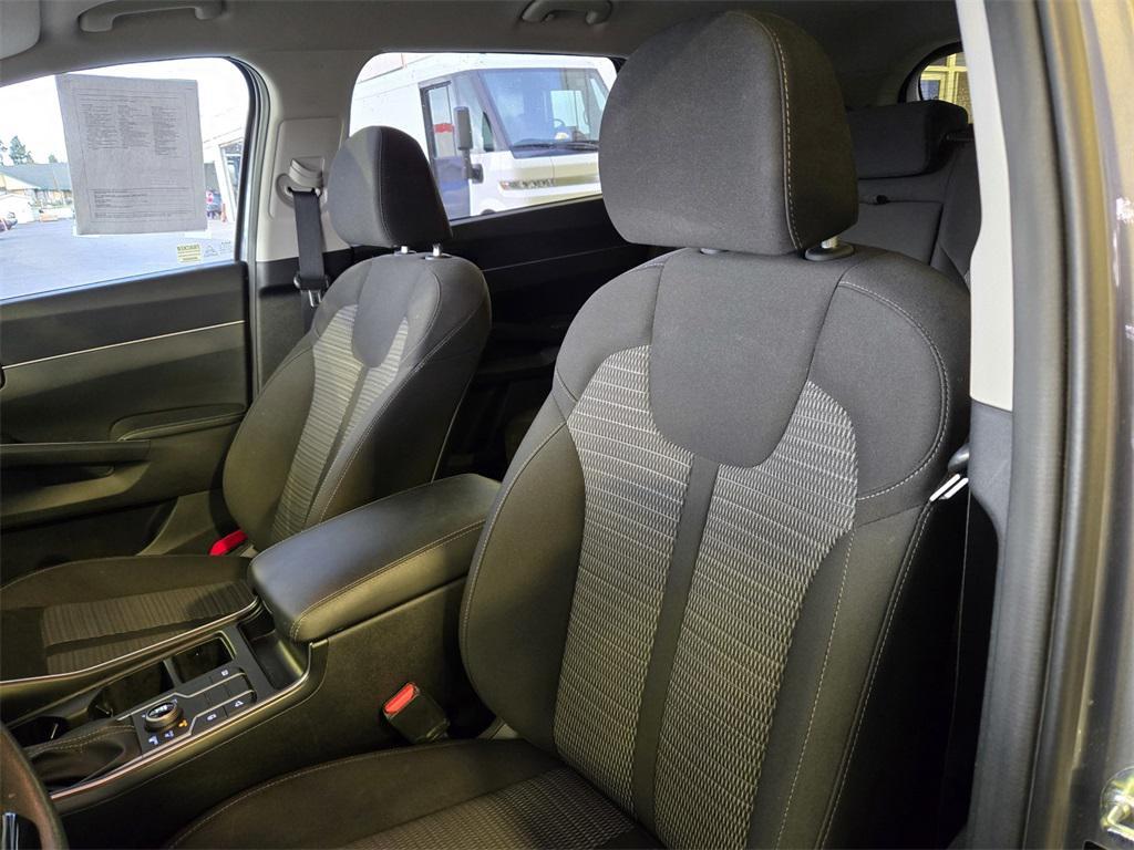 used 2023 Kia Sorento car, priced at $23,279